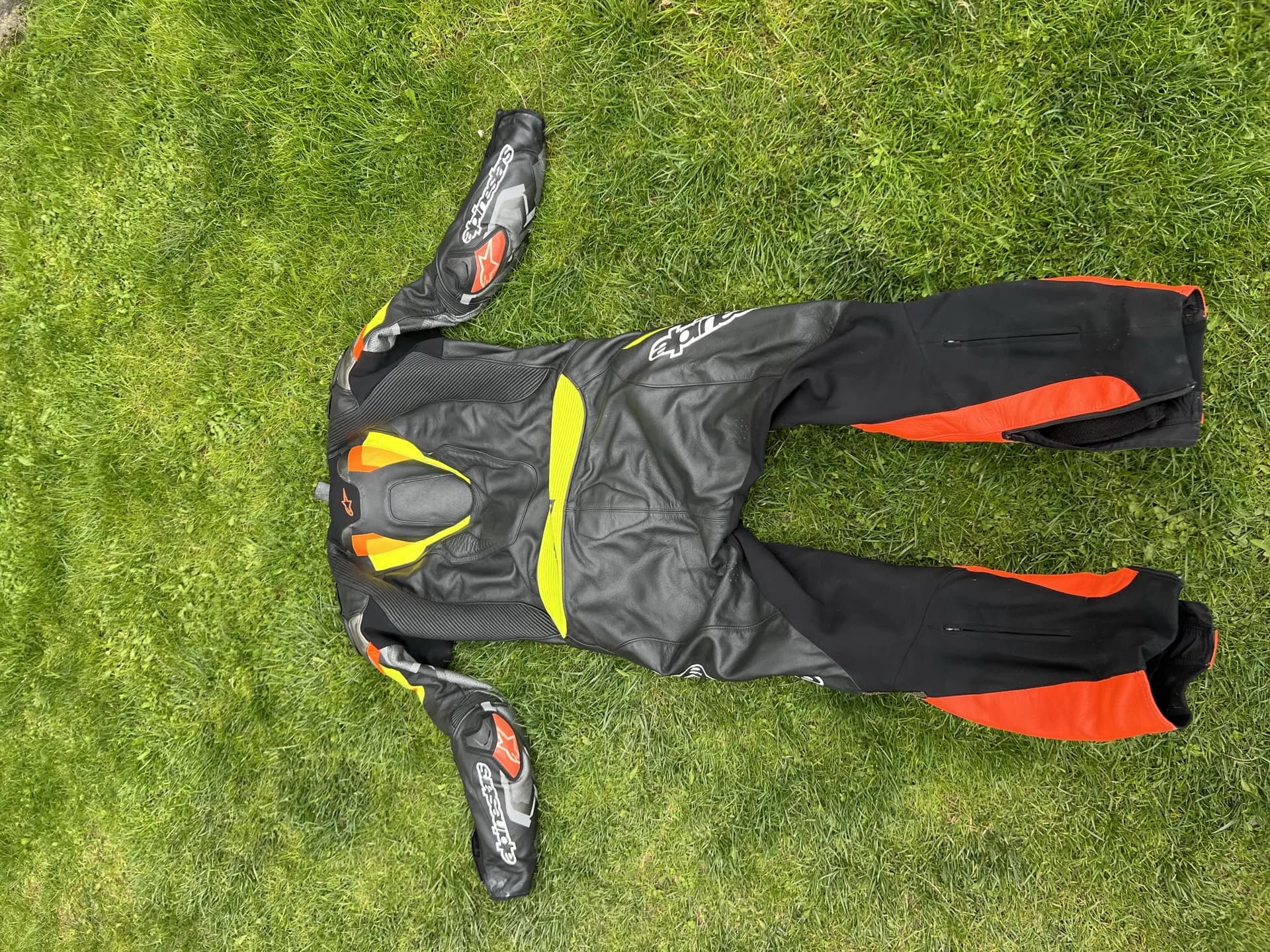 Costum Alpinestars Atem V4 Professional vedere completa spate